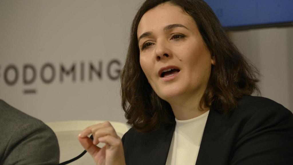 La presidenta ejecutiva de Adolfo Domínguez, Adriana Domínguez, durante la presentación de resultados del ejercicio 2023/24 de Adolfo Domínguez, en su sede central, a 26 de abril de 2024, en San Cibrao das Viñas, Ourense, Galicia (España)