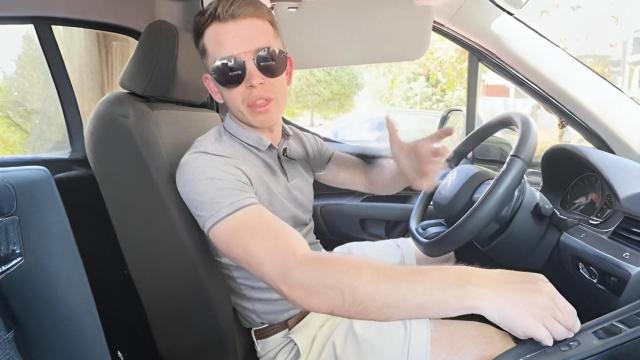 Kiko Aguirre, experto en alquiler de coches.