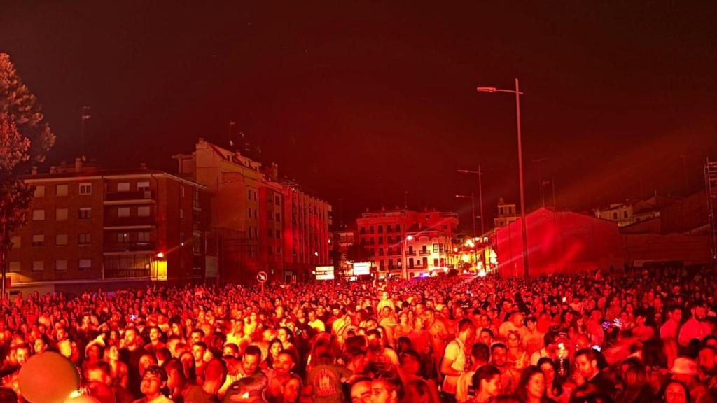 Lleno de la actuación de La Misión en Zamora