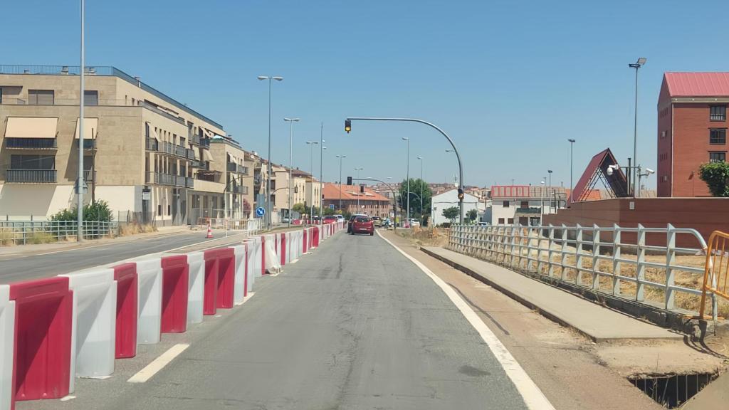 Obras en la avenida Saavedra y Fajardo