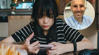 Juan Novel, doctor asistencial.