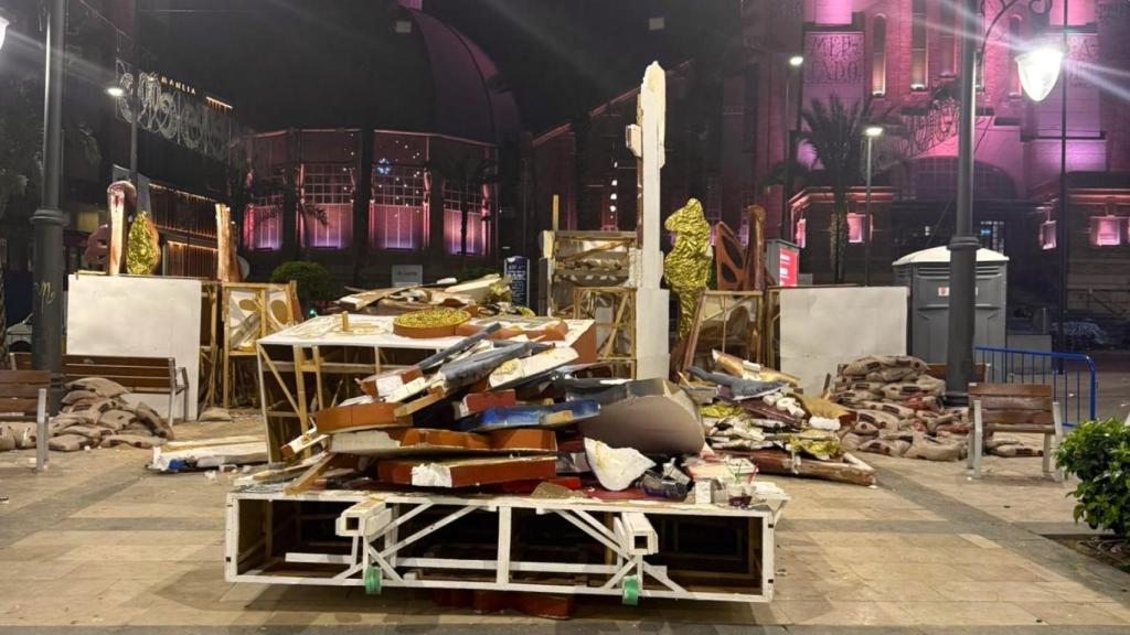 La portada de Los Gorilas que se quedó sin quemar este 24 de junio.