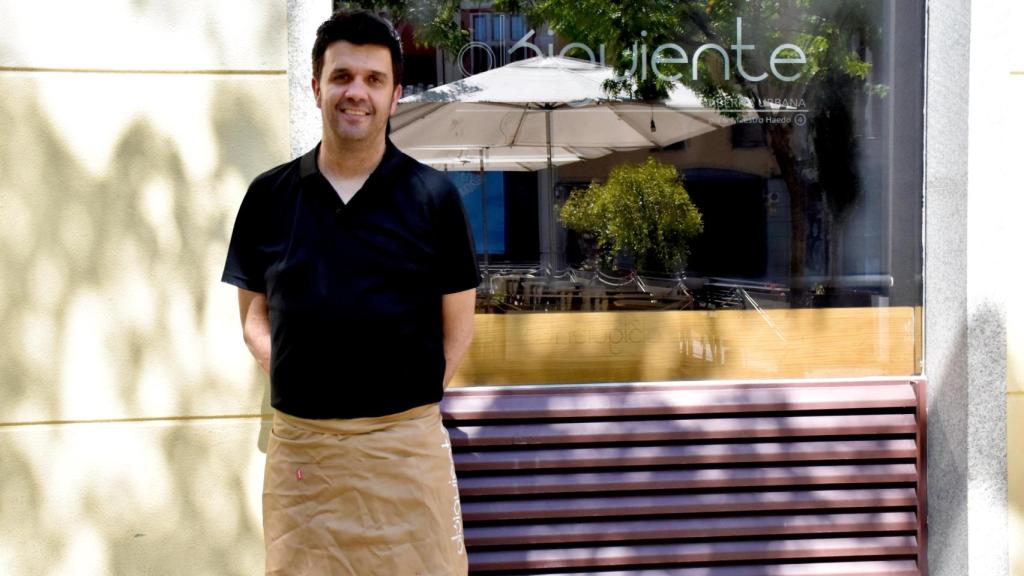 Jorge Alonso, en la entrada de Alsiguiente