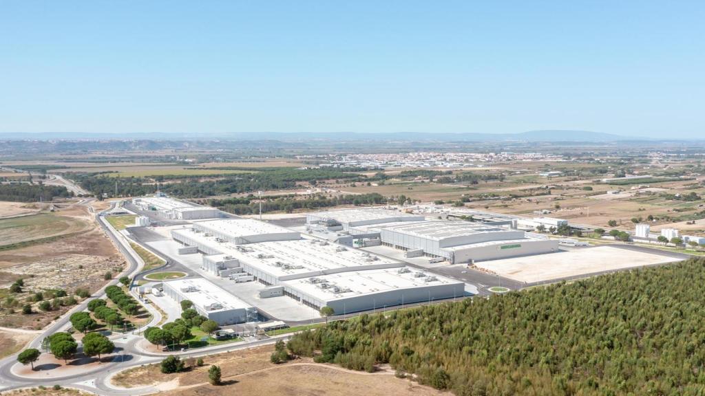 Vista aérea del bloque logístico. EE