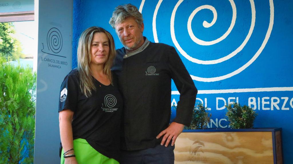 Begoña Iglesias y Mario Castells, propietarios de El Caracol del Bierzo, en una entrevista para EL ESPAÑOL de Castilla y León