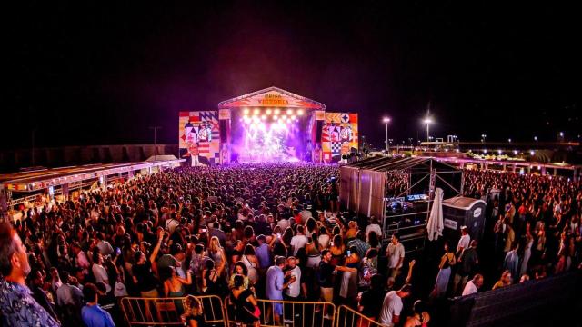 Los asistentes en una edición anterior del Brisa Festival.