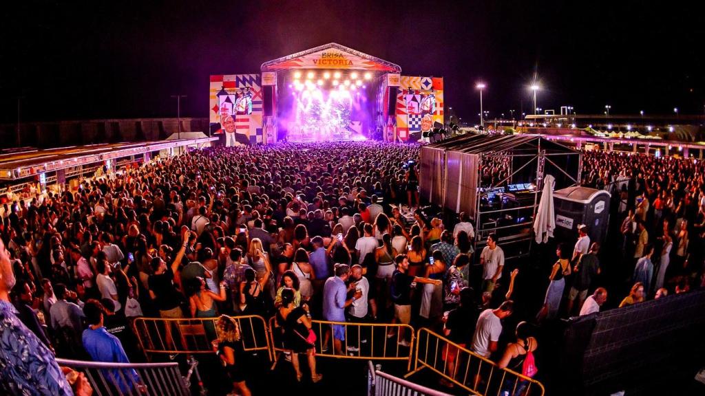 Los asistentes en una edición anterior del Brisa Festival.