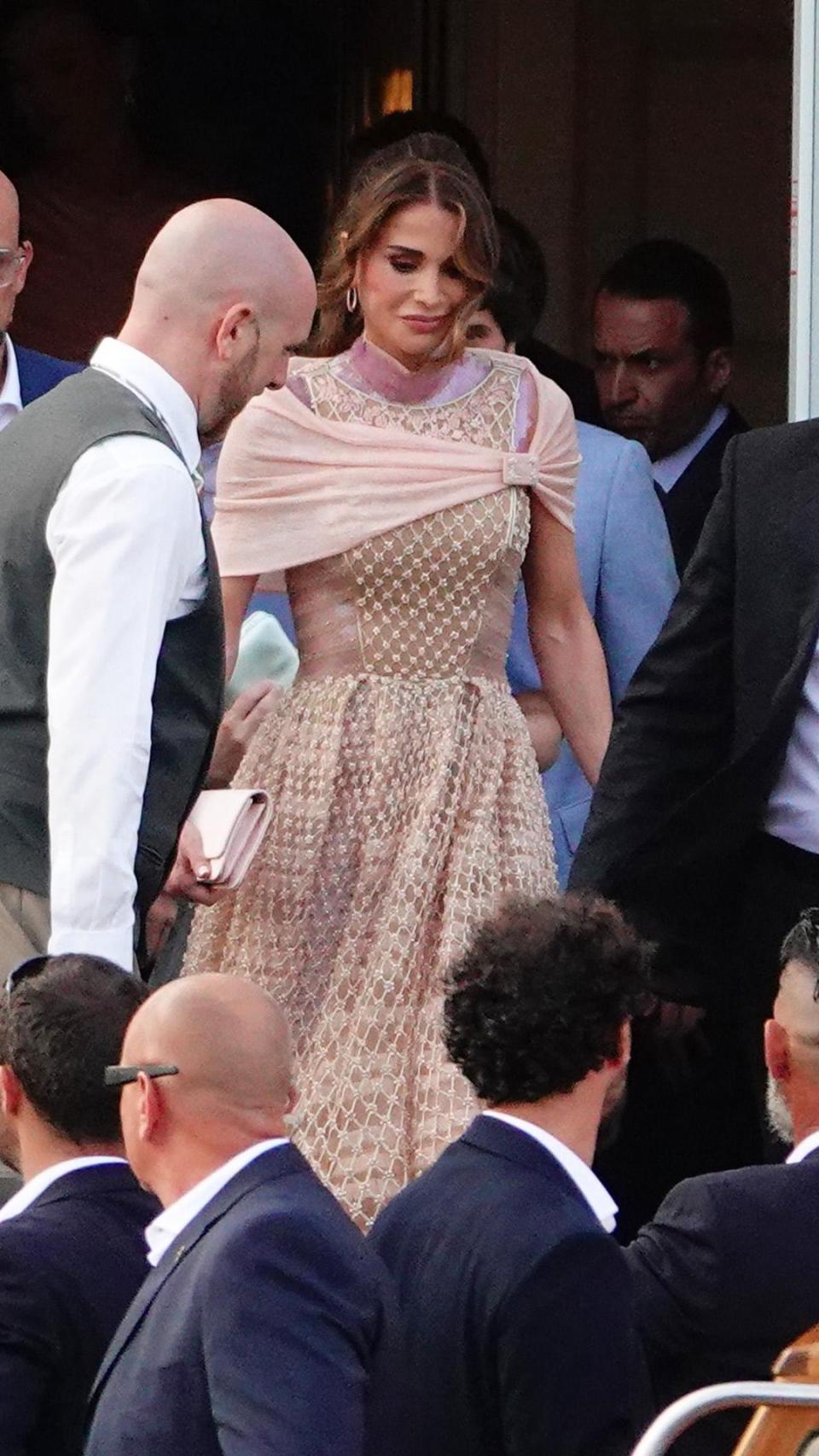 De Rania de Jordania a Orlando Bloom: la variopinta lista de invitados en la gran fiesta preboda de Jeff Bezos y Lauren Sánchez