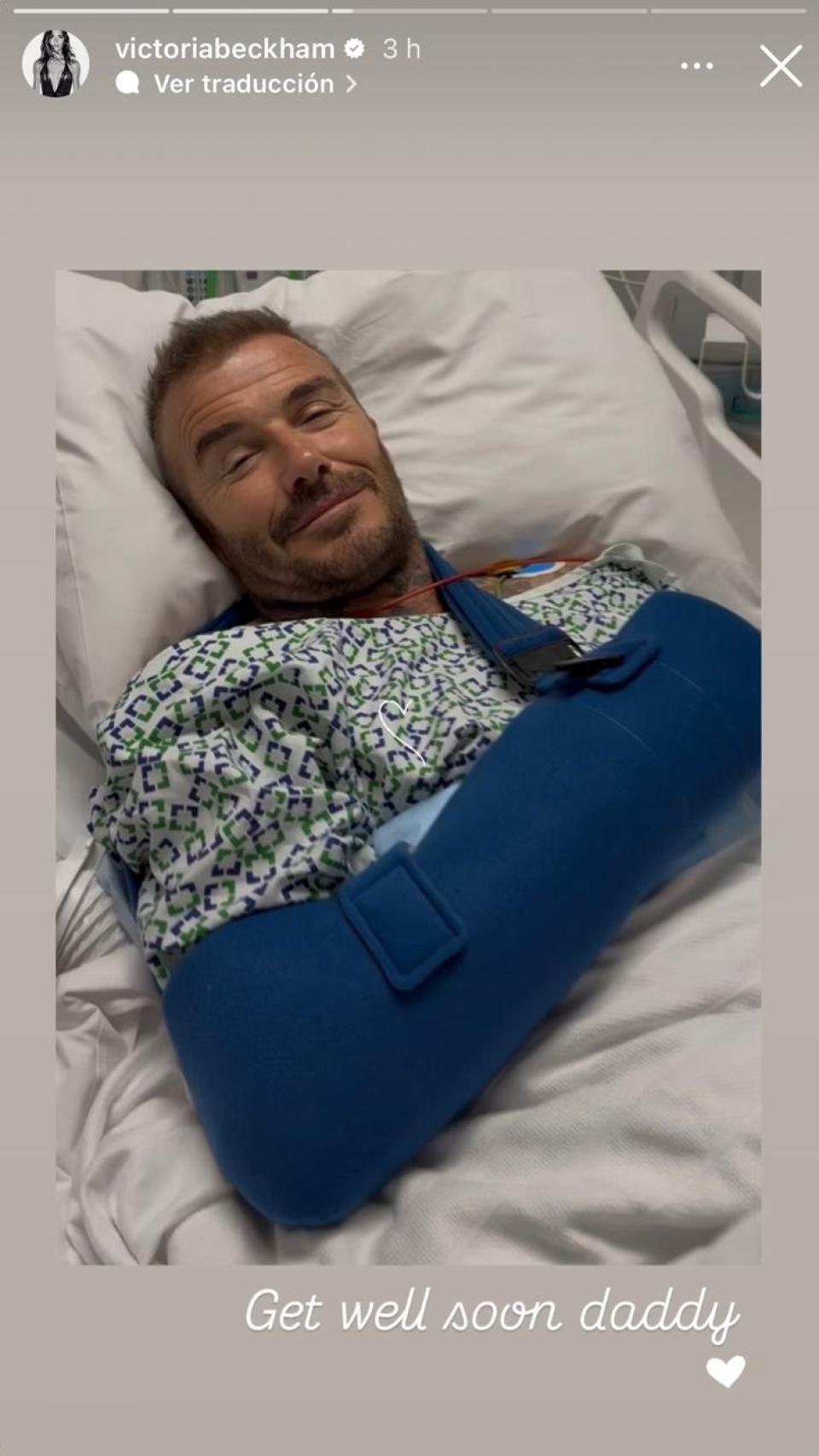 La foto de David Beckham tras ser operado.