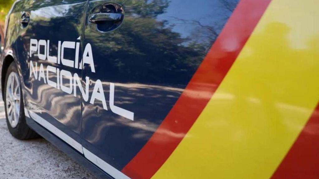 Un coche de la Policía Nacional, en imagen de archivo.