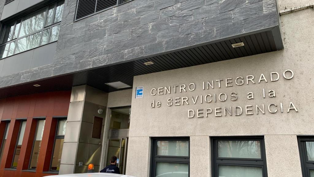 Imagen de la entrada al albergue municipal de Valladolid.