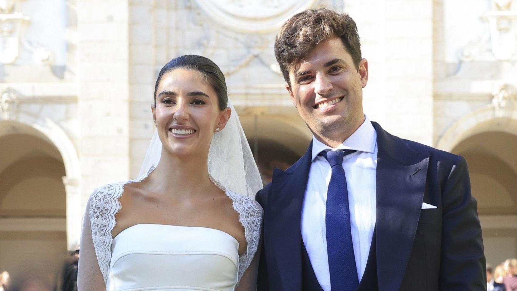 Clara Vico y Álvaro González se han convertido en marido y mujer tras cuatro años de relación.