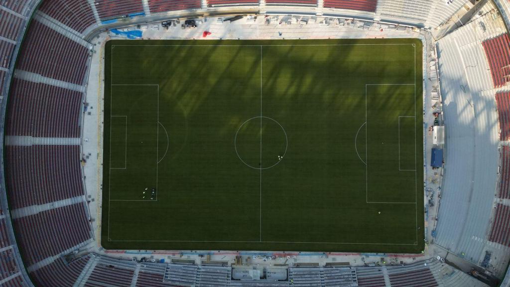 El Camp Nou, durante las obras de reconstrucción