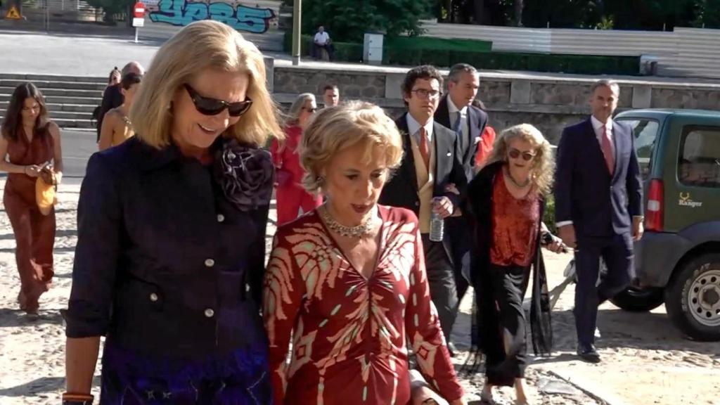 La infanta Elena en el enlace de Miguel Matossian y Casilda de Nicolás.