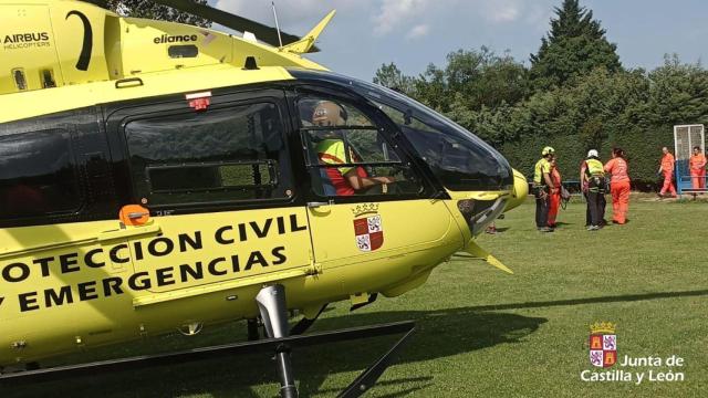 Doble rescate del helicóptero de la Junta en los Picos de Europa y la Montaña Palentina por golpe de calor: 6 personas evacuadas