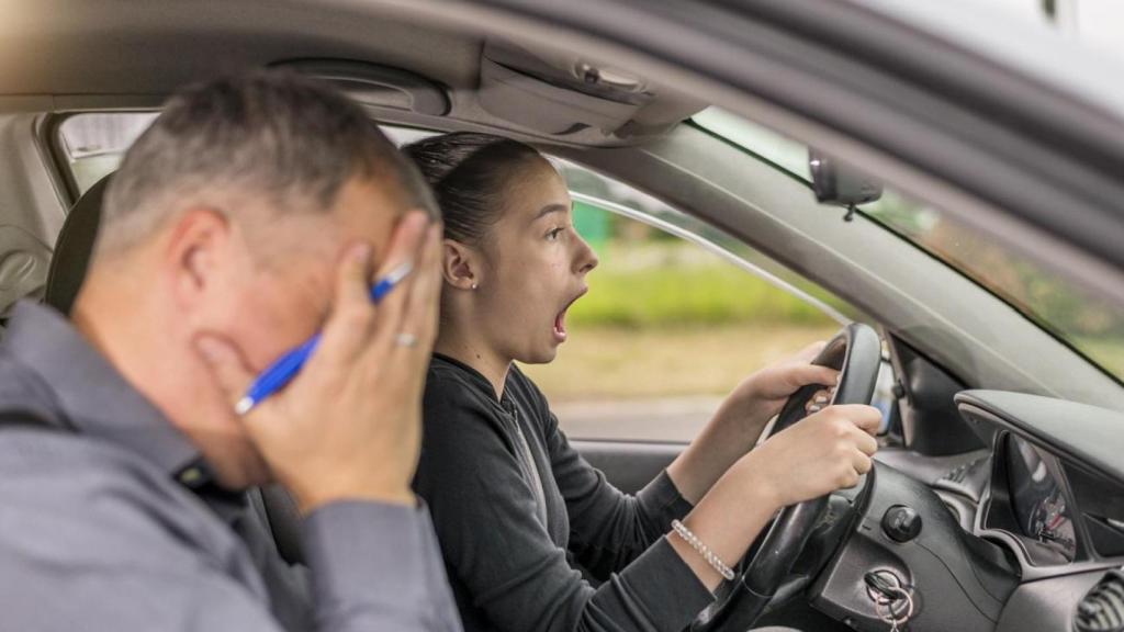 Miles de personas en España no lo saben: la pregunta de examen que pone en apuros incluso a conductores veteranos