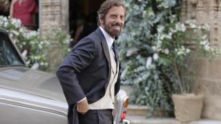 El clan Flores se da cita en la abarrotada boda de Paty Sánchez-Flores, con Alejandra Rubio y Carlo Costanzia como invitados sorpresa