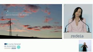 Beatriz Corredor, presidenta no ejecutiva de Redeia, en la presentación telemática de la junta de accionistas de la compañía en 2025.