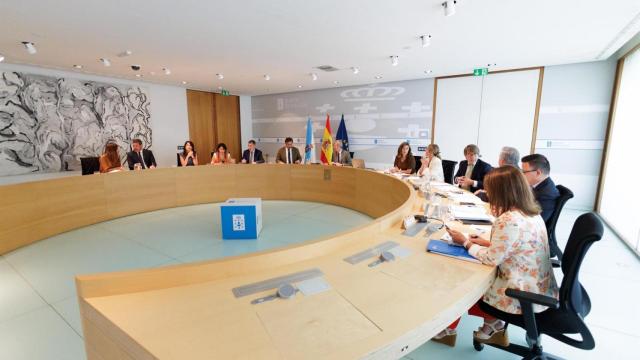 Galicia solicitará al Gobierno las competencias sobre los permisos de trabajo de extranjeros