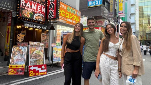 Imagen promocional de  'El capitán en Japón'.