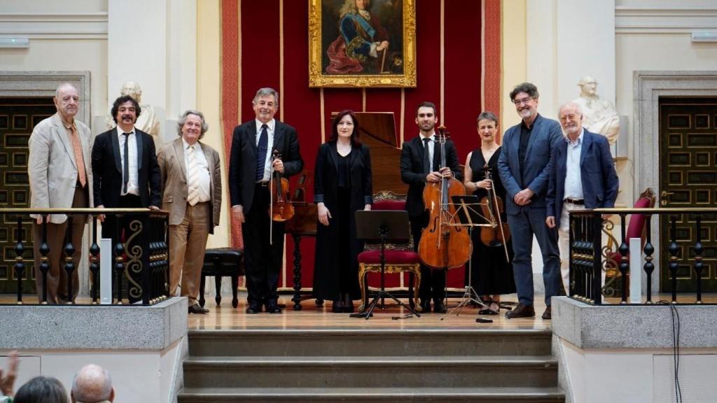 Marco, Encinar, Sánchez-Verdú y Turina junto a los intérpretes de sus obras. Foto: Real Academia de Bellas Artes de San Fernando