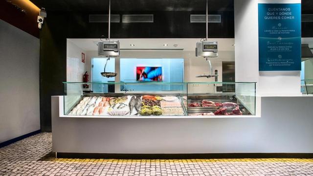 El puesto de mercado de Materia Prima.