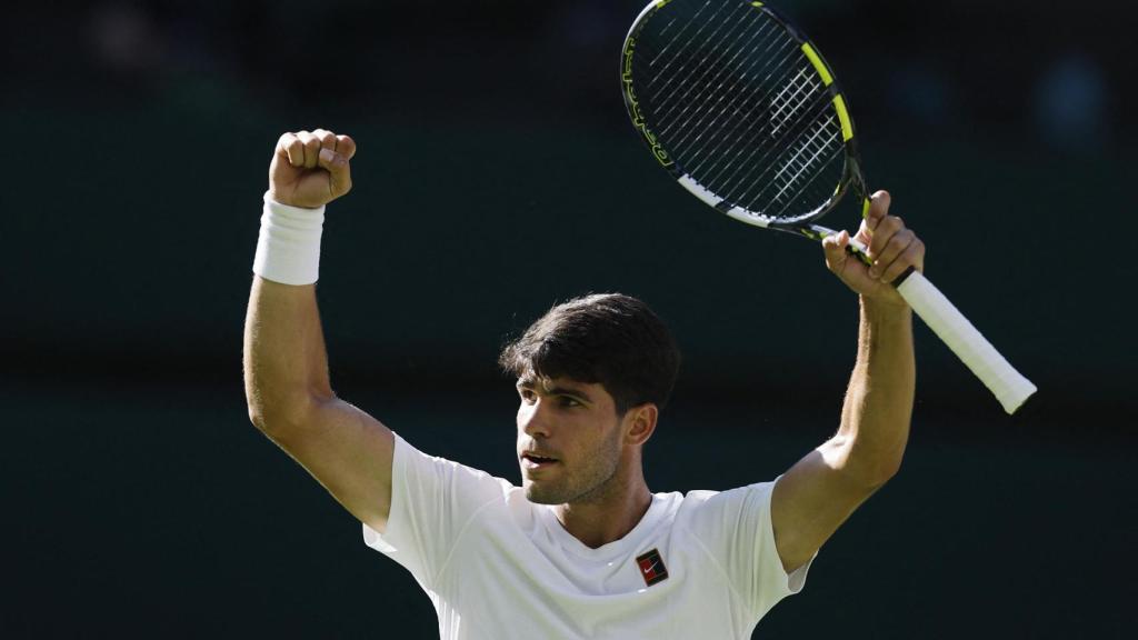 Alcaraz celebra un punto contra Fognini.