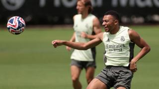 Mbappé, durante el entrenamiento previo antes del partido contra la Juventus.