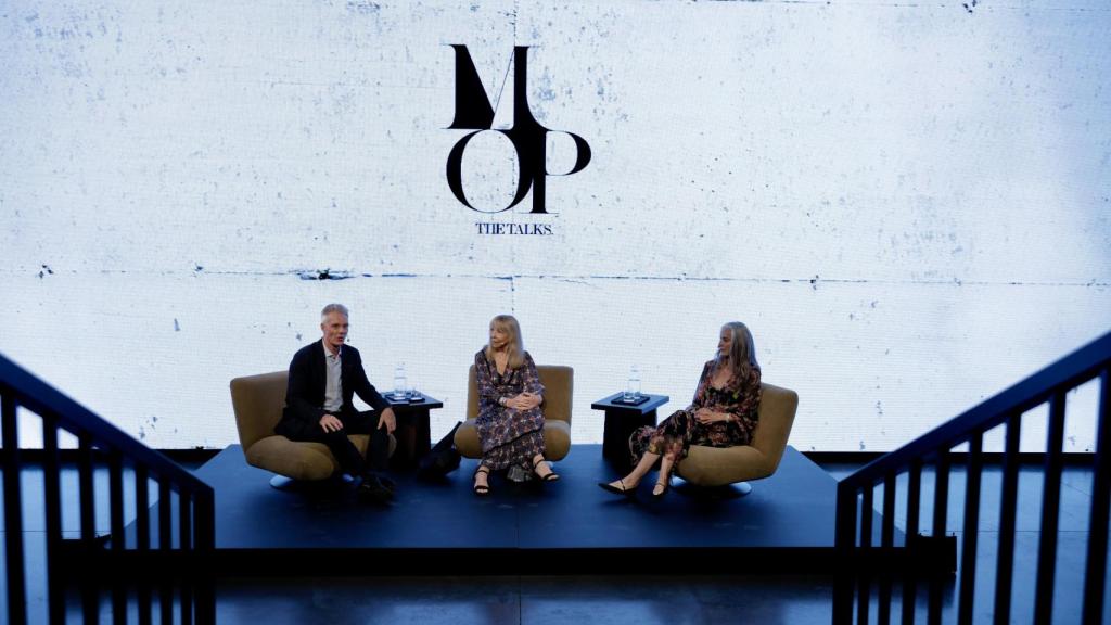 Las modelos Penelope Tree y Catherin Bailey protagonizaron la segunda MOP Talk en A Coruña.