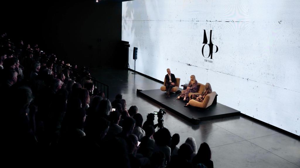 Las modelos Penelope Tree y Catherin Bailey protagonizaron la segunda MOP Talk en A Coruña.