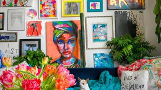 Ejemplo de un espacio decorado según la estética 'cluttercore'