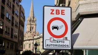 Señal Zona de Bajas Emisiones en el centro de Salamanca
