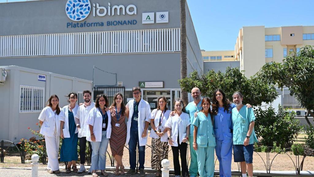 El equipo investigador de IBIMA-HUVV.