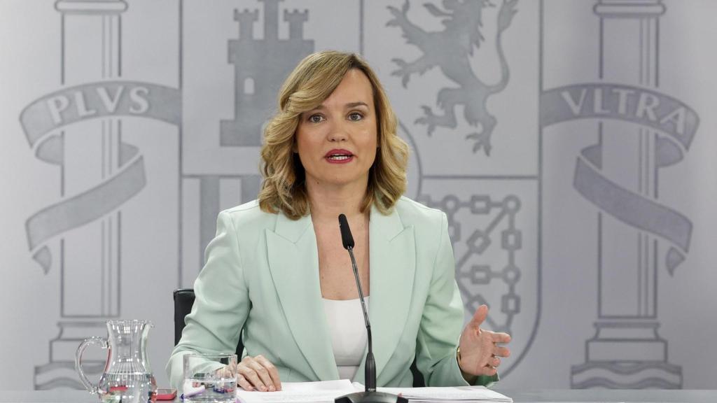 La ministra de Educación y portavoz del Gobierno, Pilar Alegría durante la rueda de prensa tras el Consejo de Ministros celebrado este martes en Moncloa, Madrid.