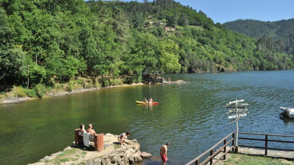 Playa fluvial de A Cova