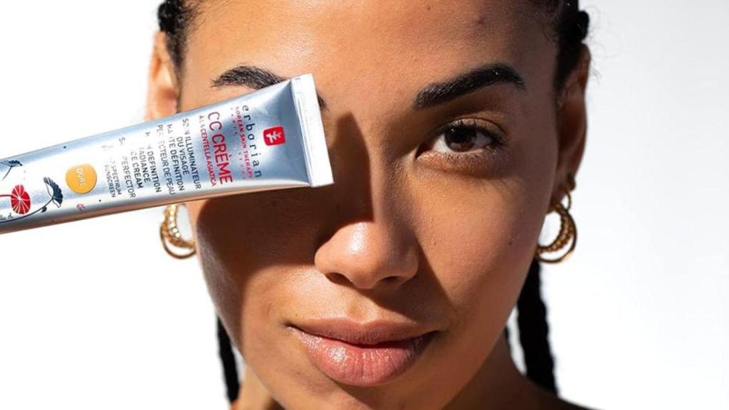 Tu piel solo necesita un cosmético este verano y es esta CC Cream de cosmética coreana (está arrasando)