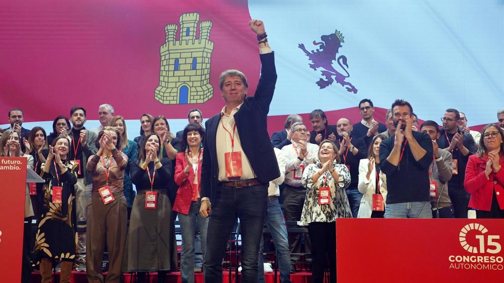 El secretario general del PSOE de Castilla y León, Carlos Martínez, tras su elección en el congreso autonómico del pasado mes de febrero