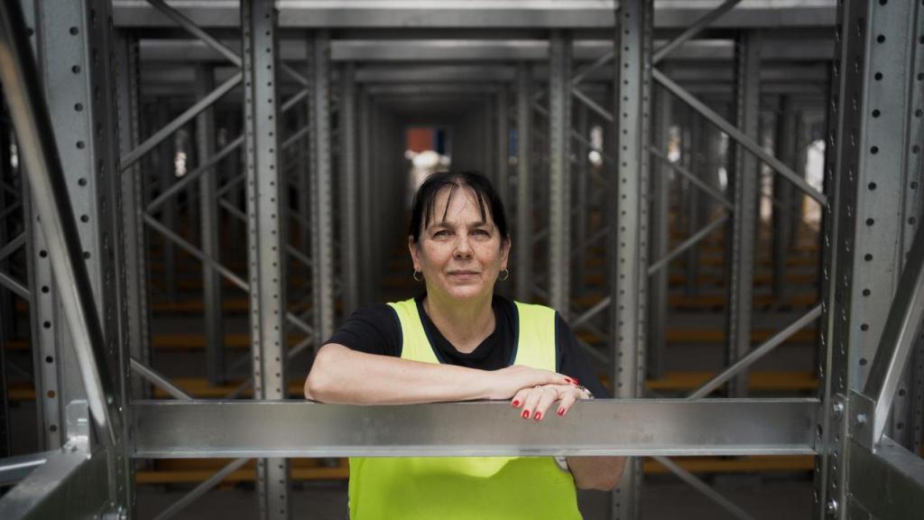 Rodica Crintea, operaria de báscula en la planta de RAEE de Campo Real.