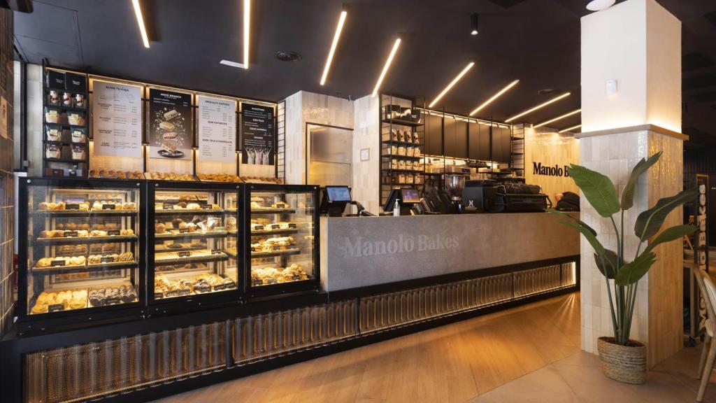 Interior del local de Manolo Bakes en Muelle Uno.