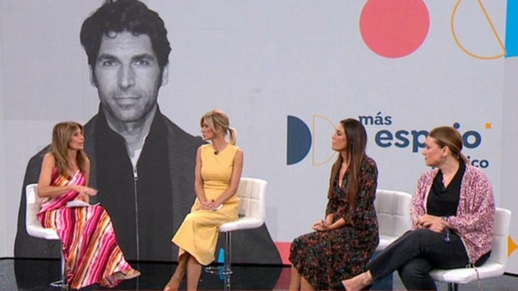 Colaboradoras en plató.