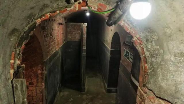 El Ayuntamiento de Madrid estudia abrir al público el refugio antiaéreo de el Retiro.