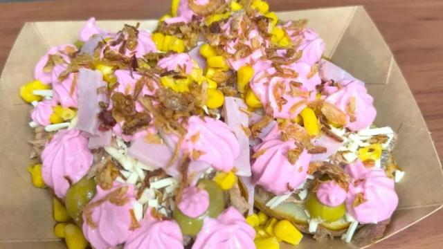 Patatas asadas del bar.