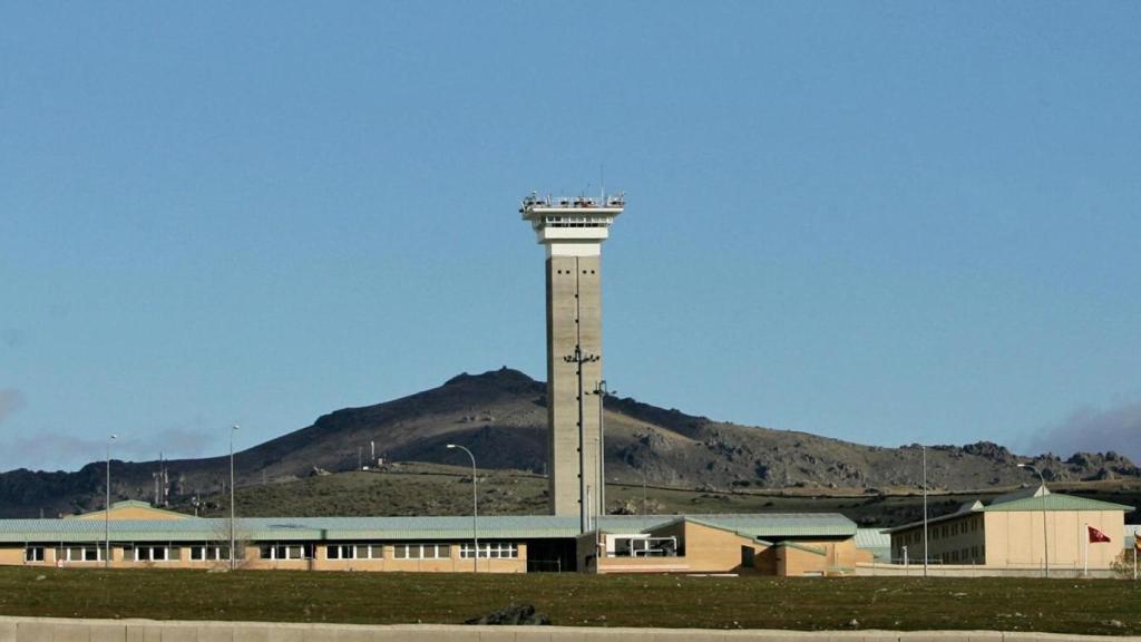Imagen exterior del complejo penitenciario de Soto del Real.