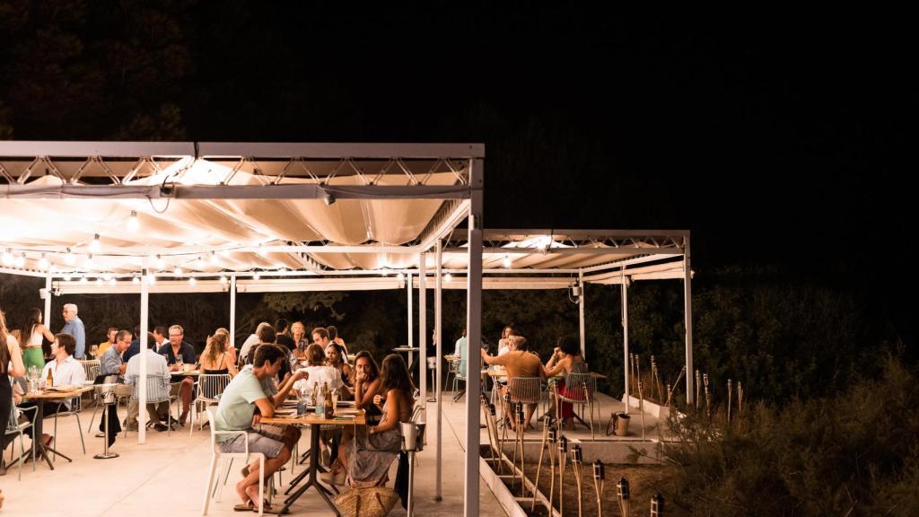 Una cena de las pasadas ediciones de MENORC4MANOS.