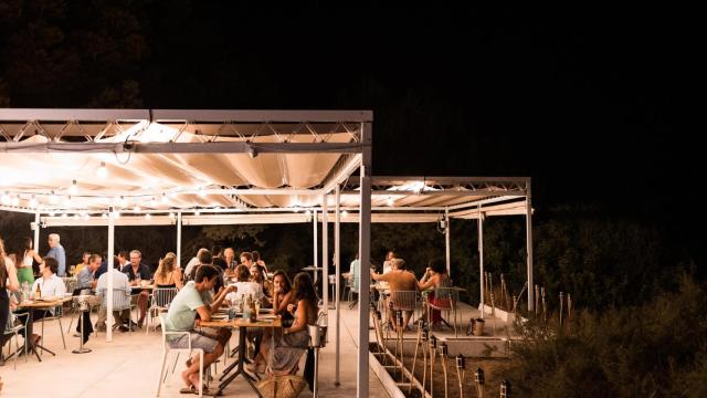 Una cena de las pasadas ediciones de MENORC4MANOS.