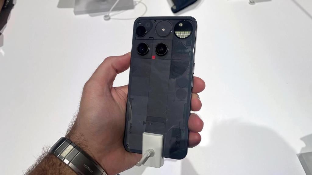 El Nothing Phone (3).