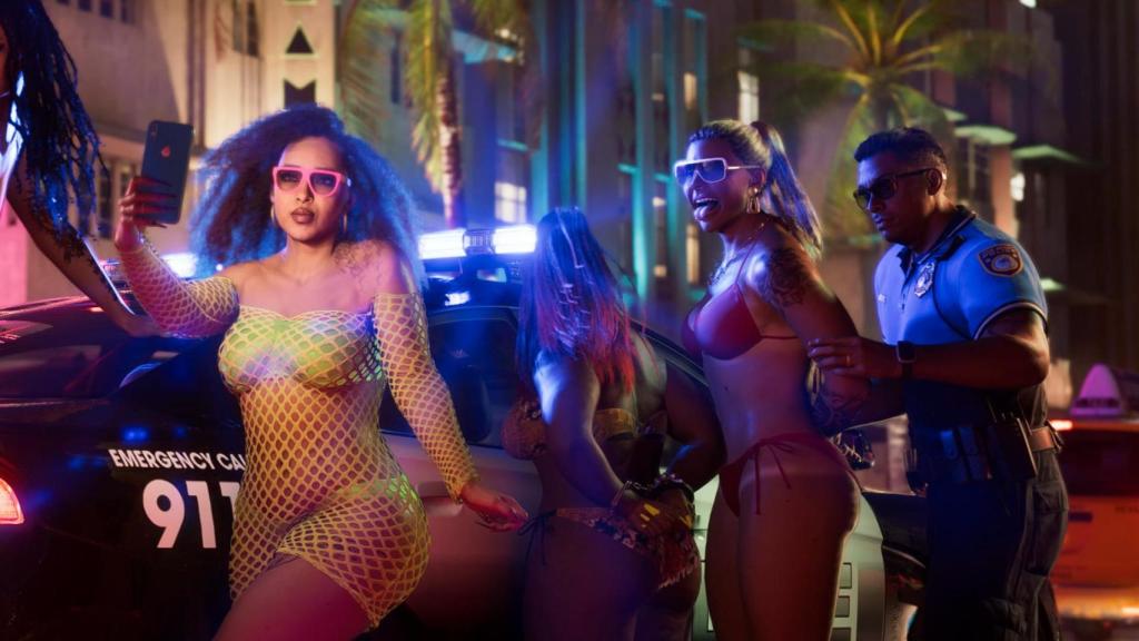 Un personaje haciendo una selfie en GTA VI