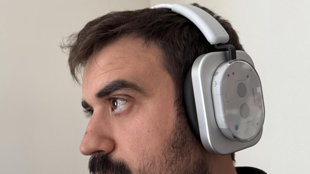 Nothing Headphone (1)