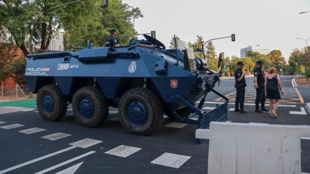 Dispositivo de seguridad por la Cumbre de la ONU en Sevilla.