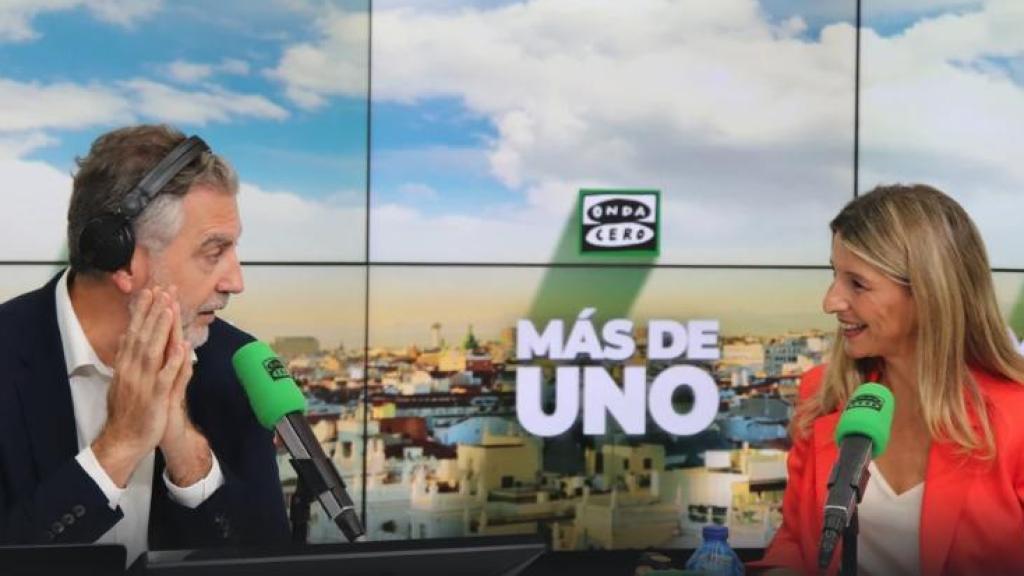 Yolanda Díaz durante la entrevista en Onda Cero con Carlos Alsina.
